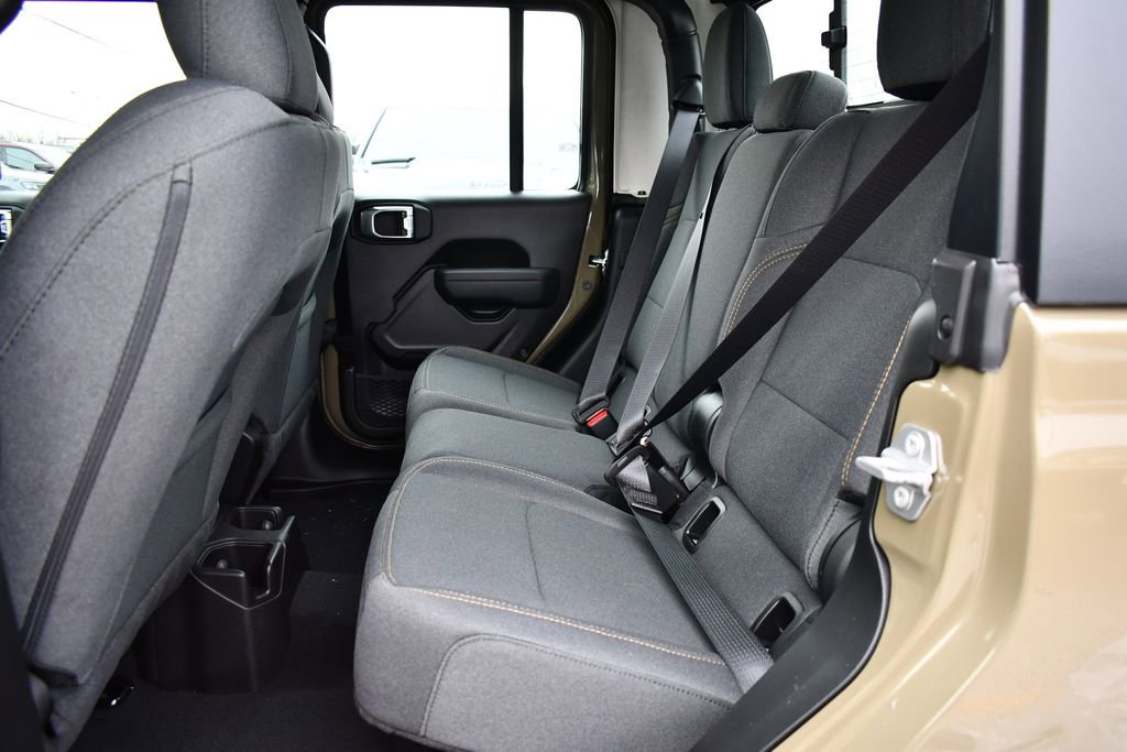 New 2026 Jeep Gladiator Sport image 10