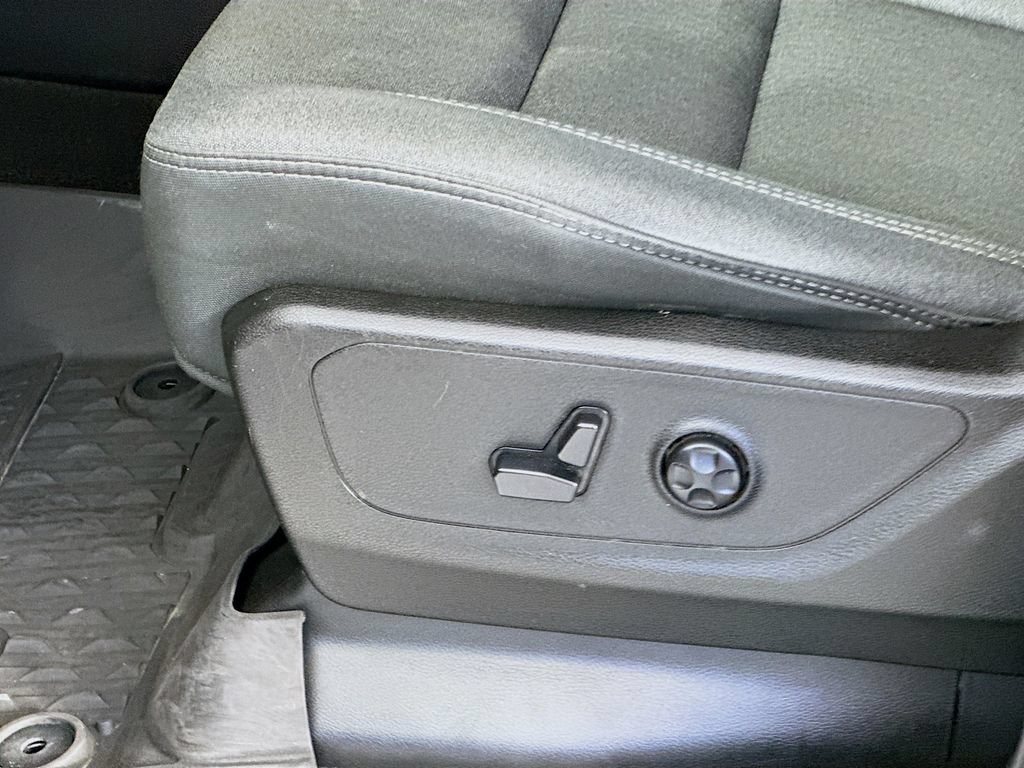 Used 2020 RAM 1500 Big Horn RWD image 22