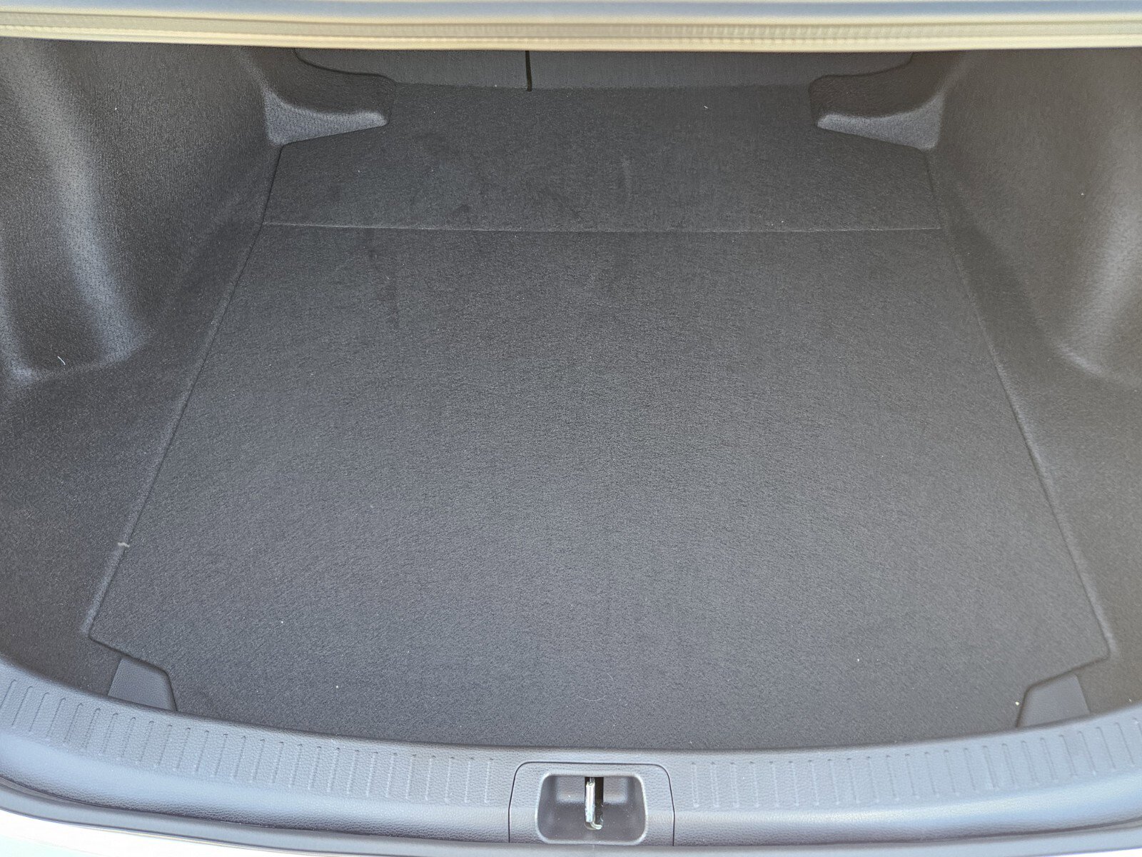 Certified 2025 Toyota Corolla SE image 9