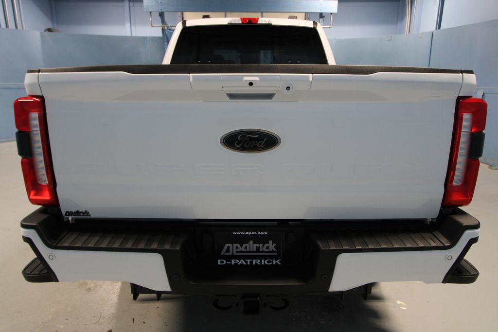 Used 2025 Ford F350 Lariat w/ Black Appearance Package image 36