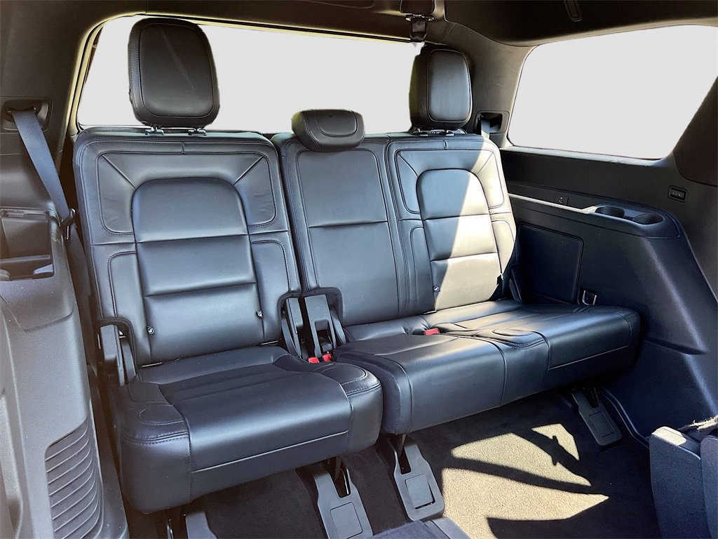 Used 2021 Lincoln Navigator Reserve image 34