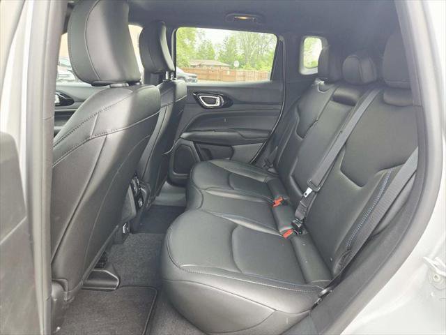 Certified 2026 Jeep Compass Limited AWD/4WD image 12