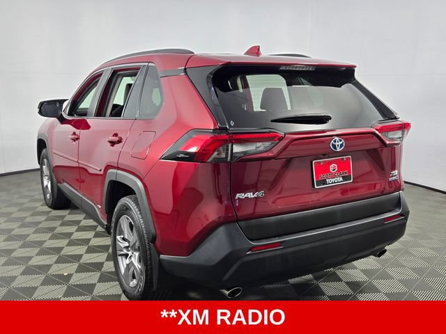 Used 2022 Toyota RAV4 XLE AWD/4WD image 6