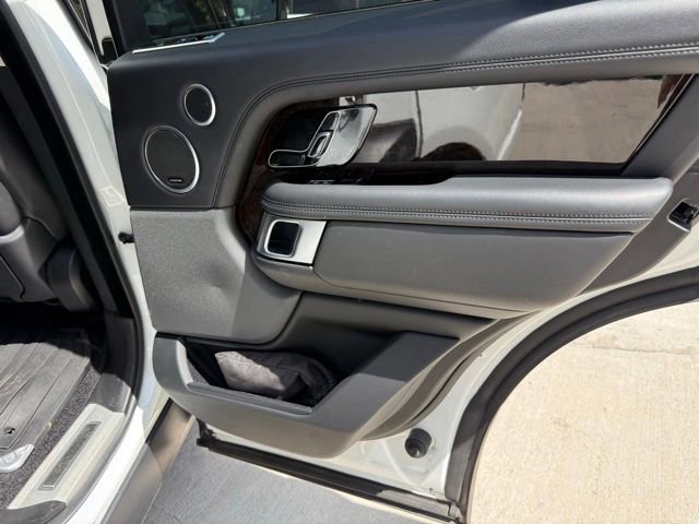 Used 2018 Land Rover Range Rover Supercharged AWD/4WD image 79