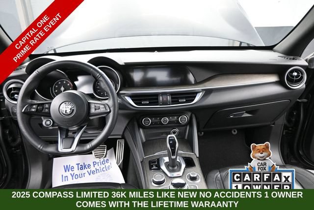 Used 2022 Alfa Romeo Stelvio Ti w/ Active Assist Plus Package AWD/4WD image 31