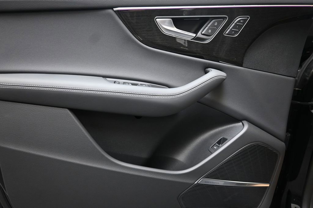 New 2026 Audi Q8 Prestige AWD/4WD image 23