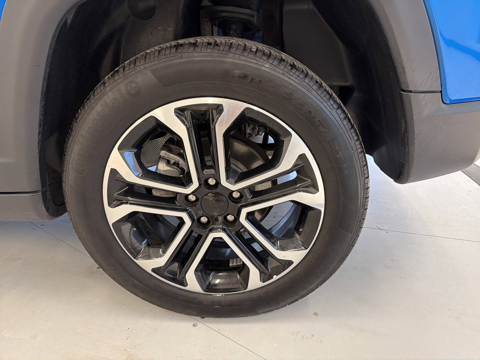 Used 2024 Jeep Compass Limited image 50