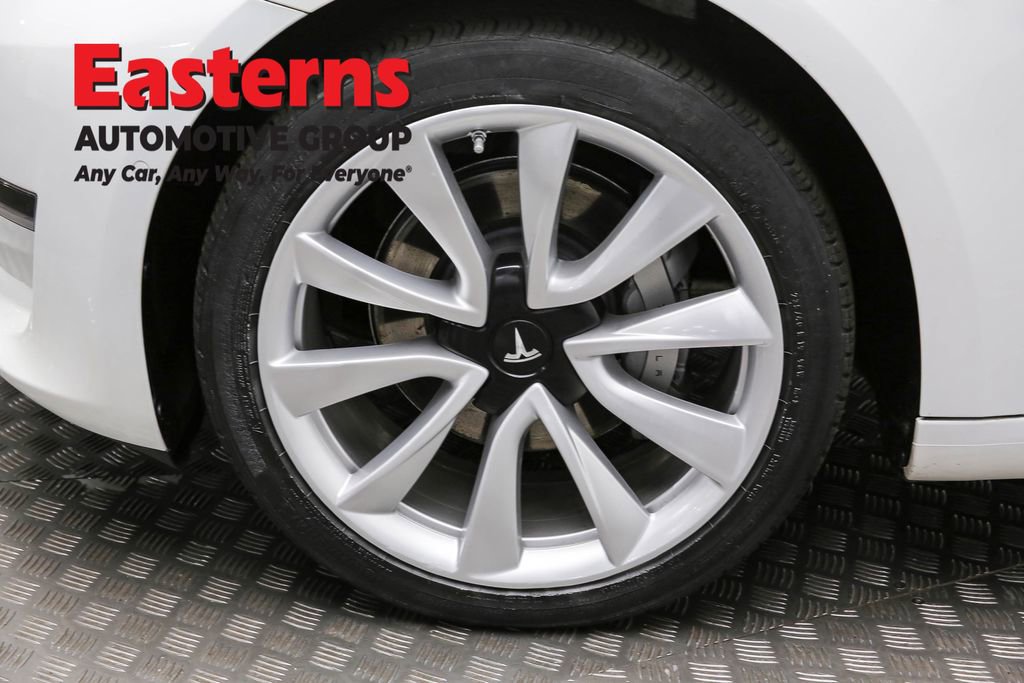 Used 2018 Tesla Model 3 Long Range image 29