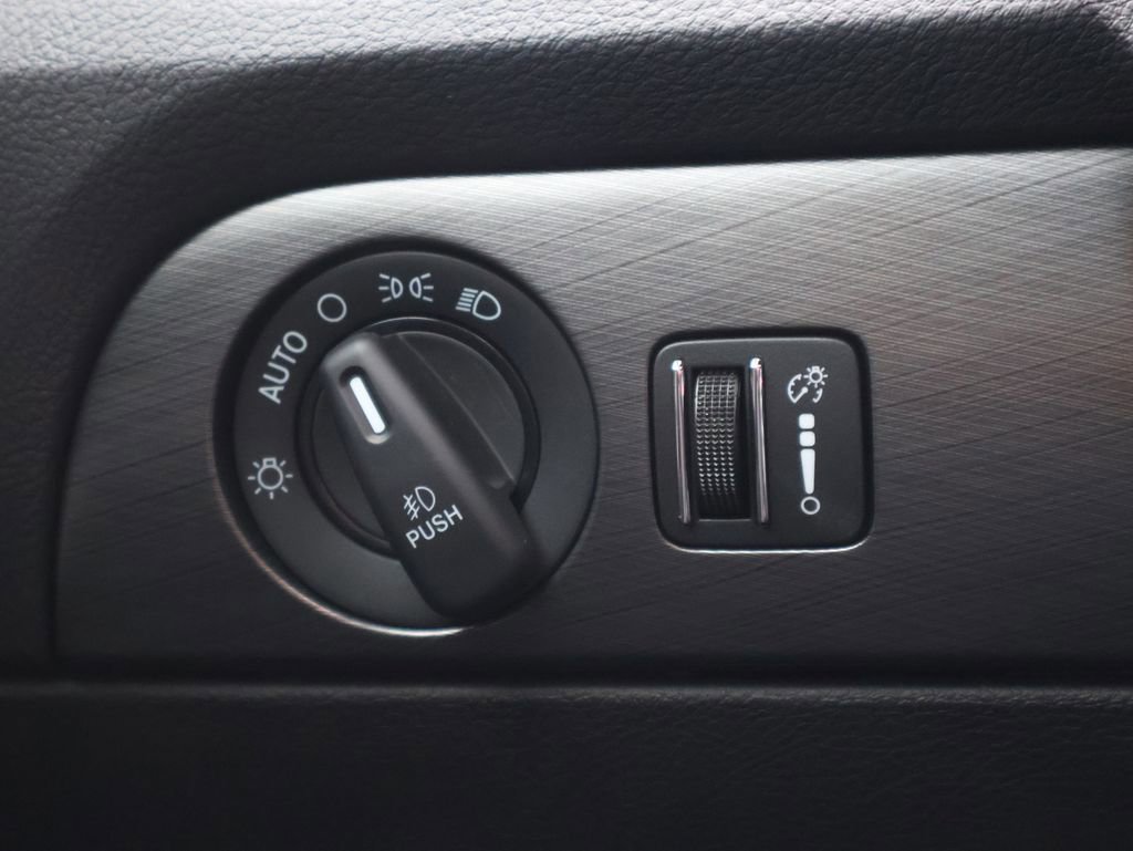 Used 2020 Dodge Durango Citadel image 42