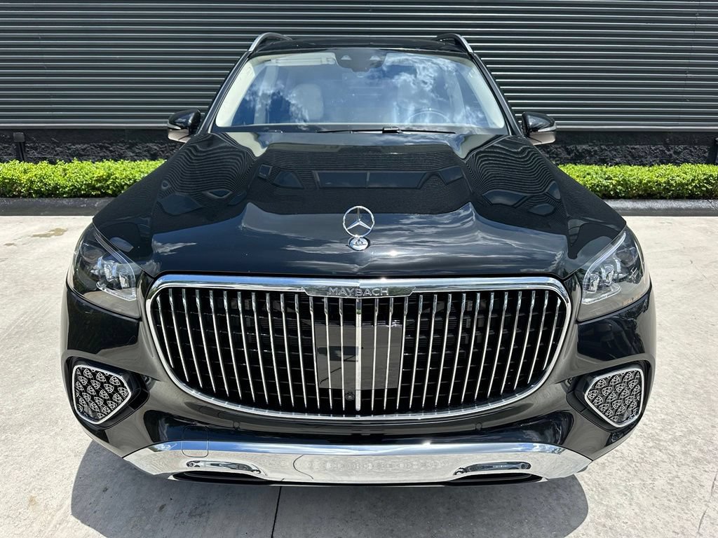 Used 2025 Mercedes-Benz Maybach GLS 600 4MATIC image 8