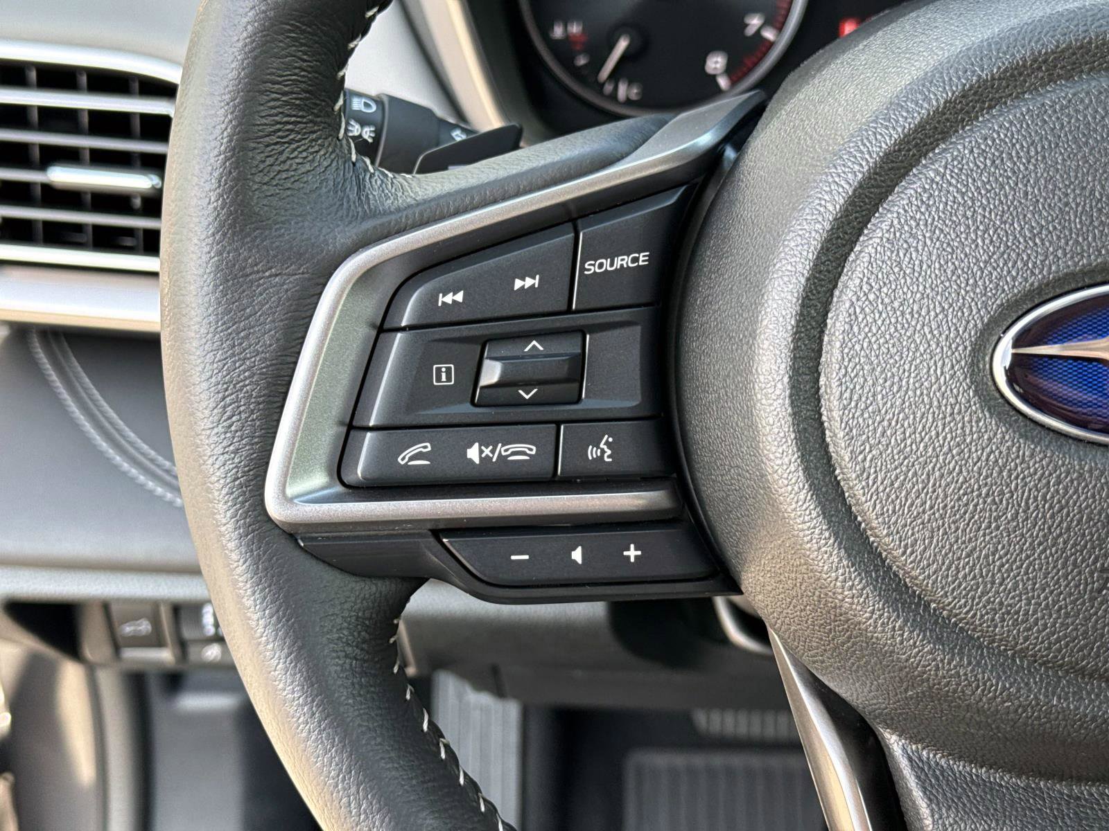 Certified 2025 Subaru Outback Limited w/ Popular Package #2 image 31