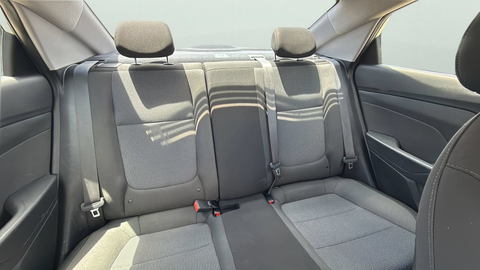 Used 2020 Hyundai Accent SE FWD image 23