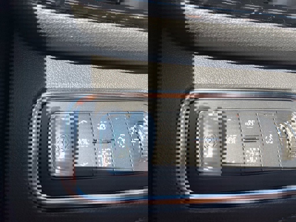 New 2026 Buick Enclave Avenir w/ Super Cruise Package image 19