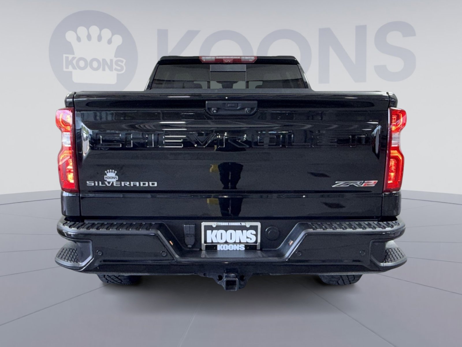 Used 2023 Chevrolet Silverado 1500 ZR2 w/ Technology Package AWD/4WD image 5