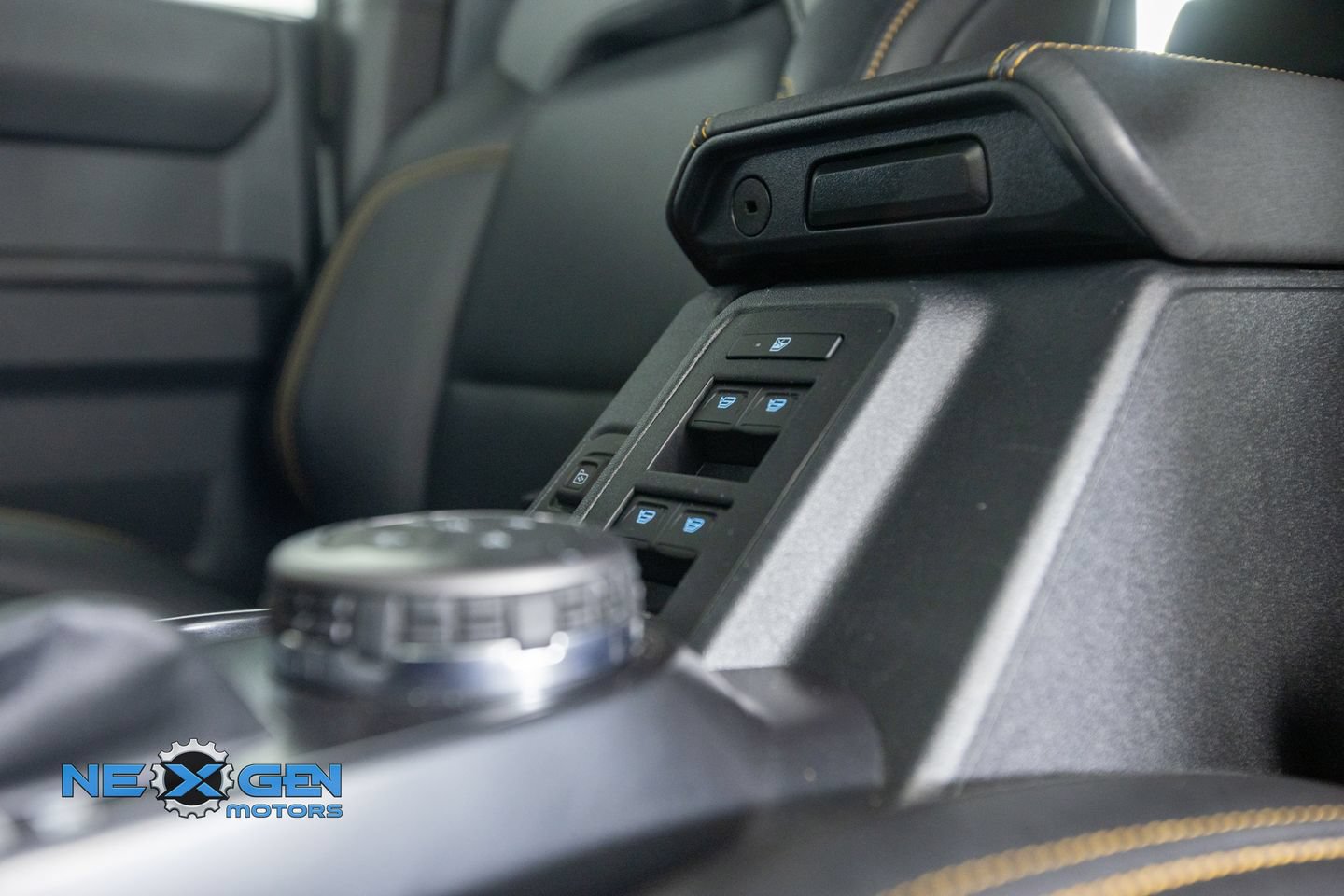 Used 2024 Ford Bronco Badlands AWD/4WD image 27