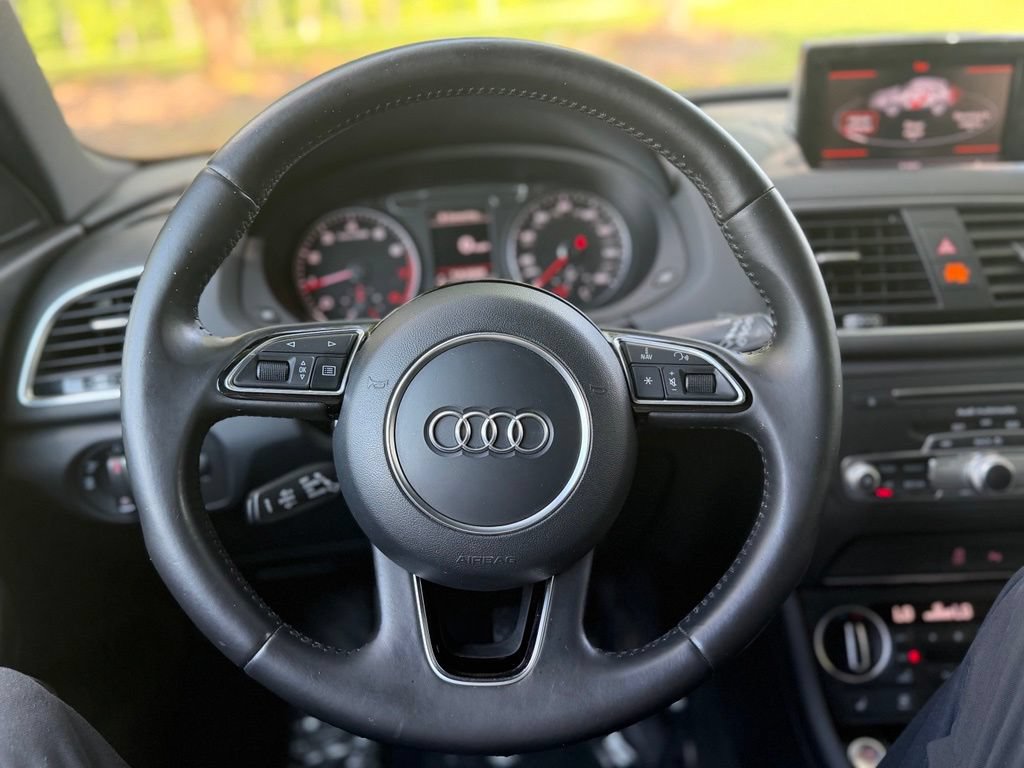 Used 2016 Audi Q3 2.0T Premium Plus w/ Technology Package AWD/4WD image 23