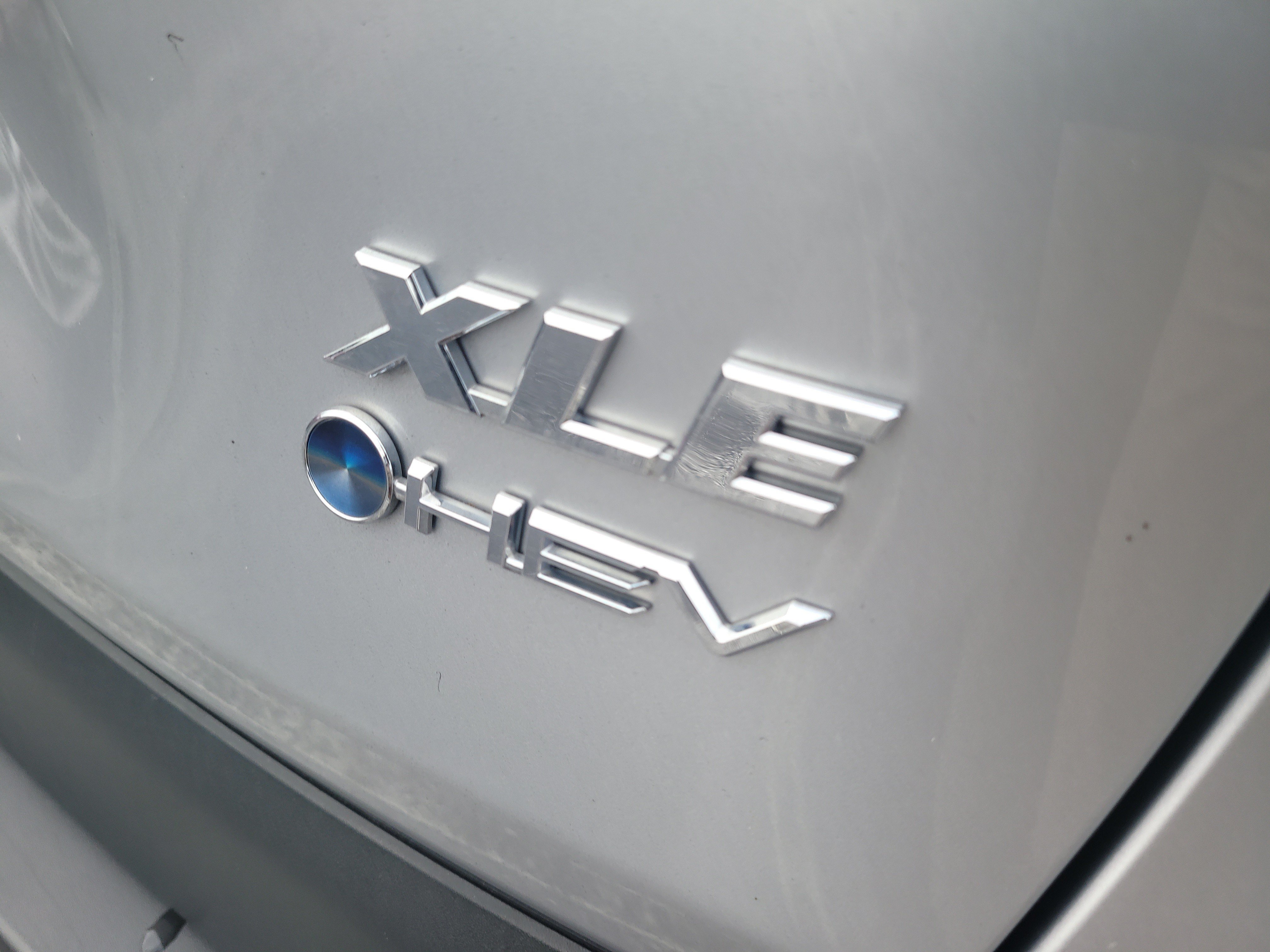 Certified 2025 Toyota RAV4 XLE AWD/4WD image 11