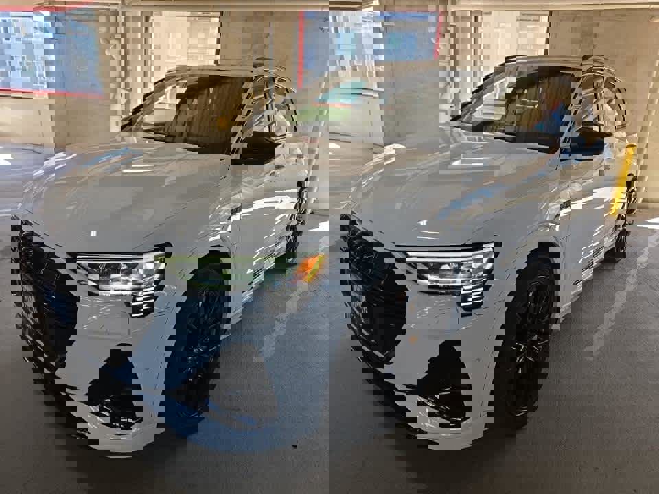 Used 2023 Audi e-tron Chronos w/ Chronos Package image 3