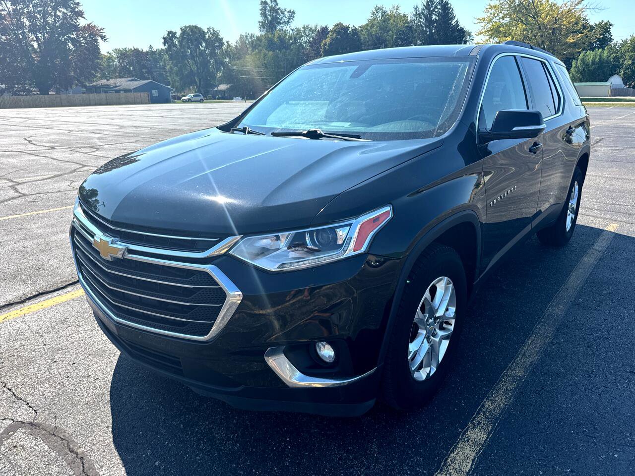 Used 2019 Chevrolet Traverse LT image 1