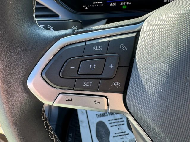 Certified 2023 Volkswagen Taos SE w/ Panoramic Sunroof Package image 19