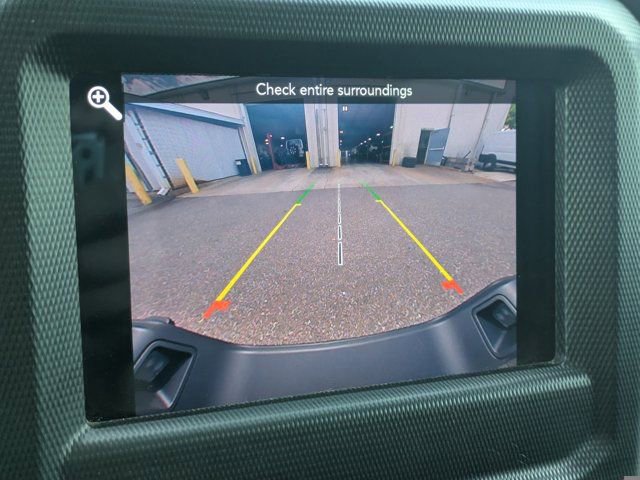 Used 2021 Jeep Gladiator Willys AWD/4WD image 17