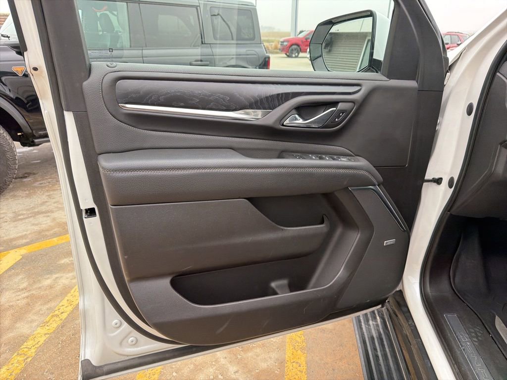 Used 2021 GMC Yukon Denali w/ Denali Ultimate Package image 11