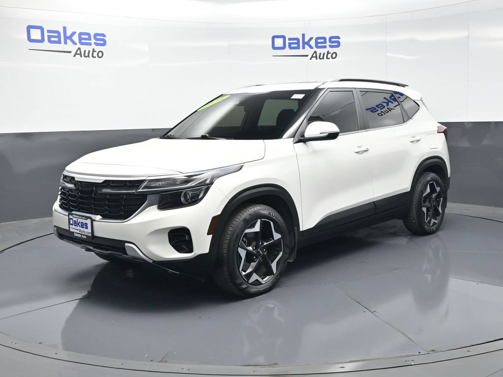 Used 2024 Kia Seltos EX AWD/4WD image 3
