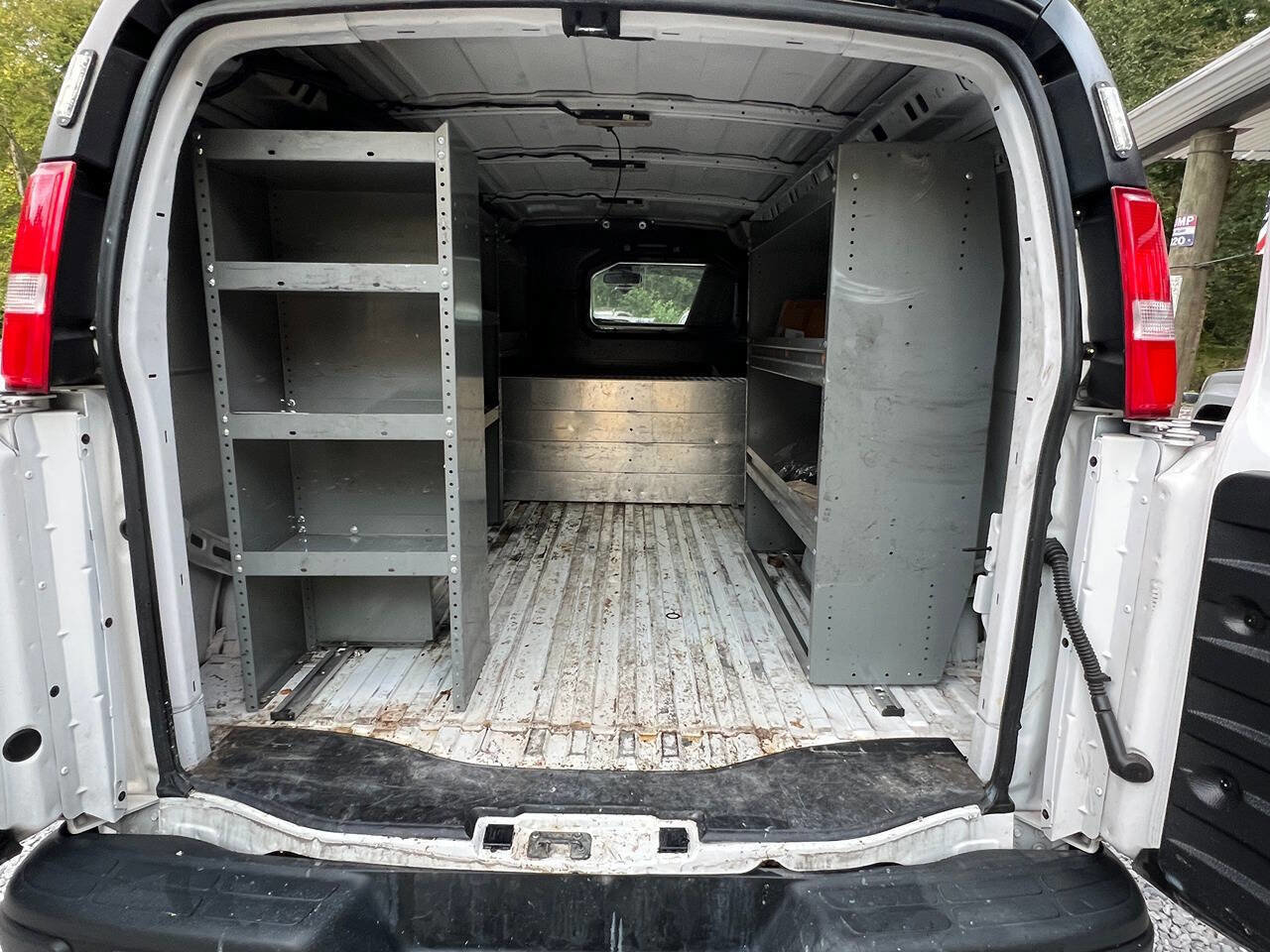 Used 2022 Chevrolet Express 2500 w/ Driver Convenience Package image 8