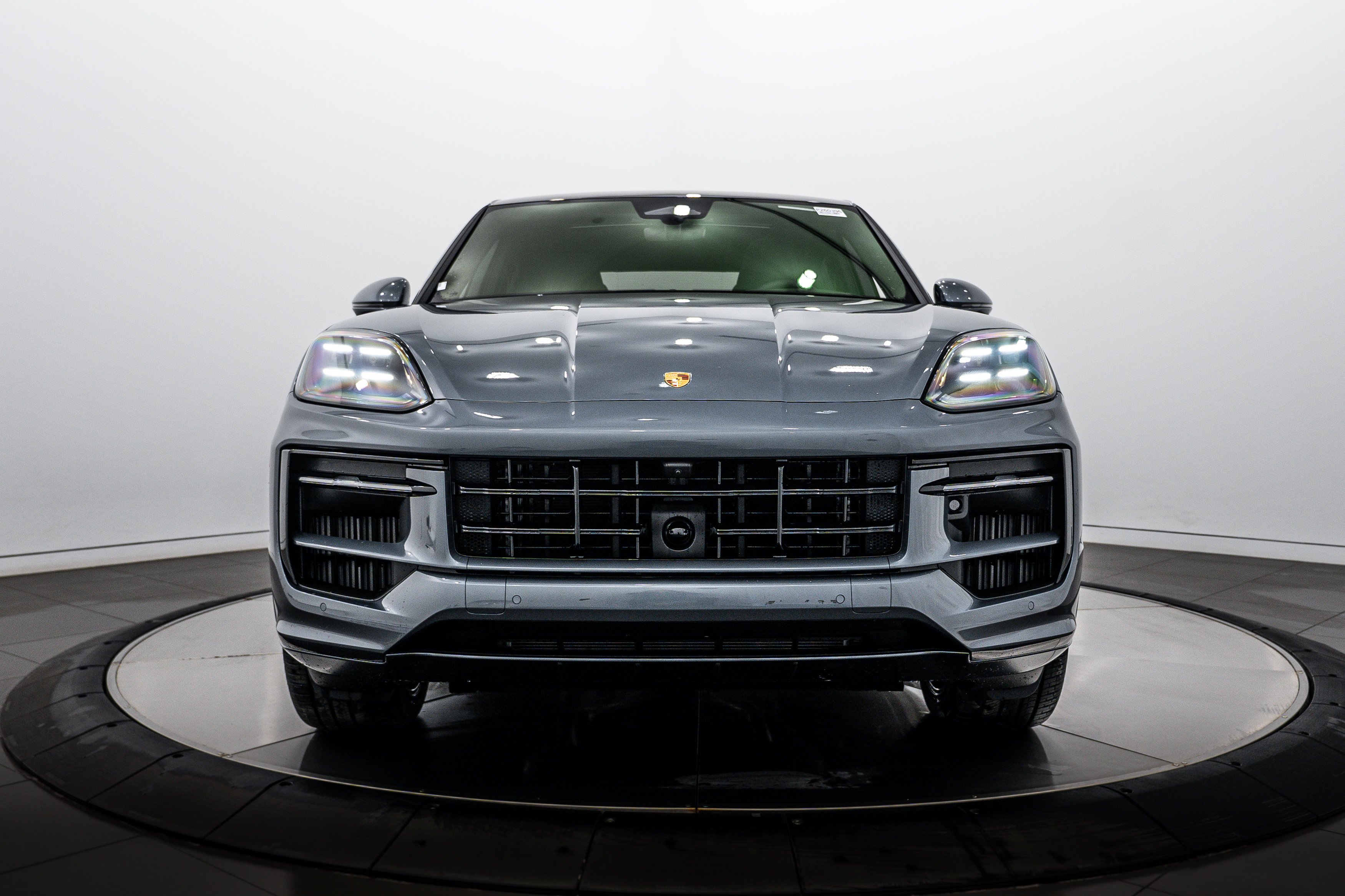New 2026 Porsche Cayenne GTS AWD/4WD image 10