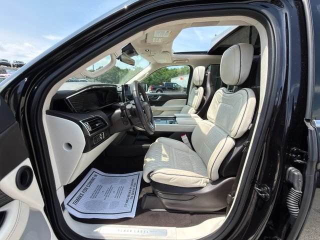 Used 2023 Lincoln Navigator Black Label AWD/4WD image 22