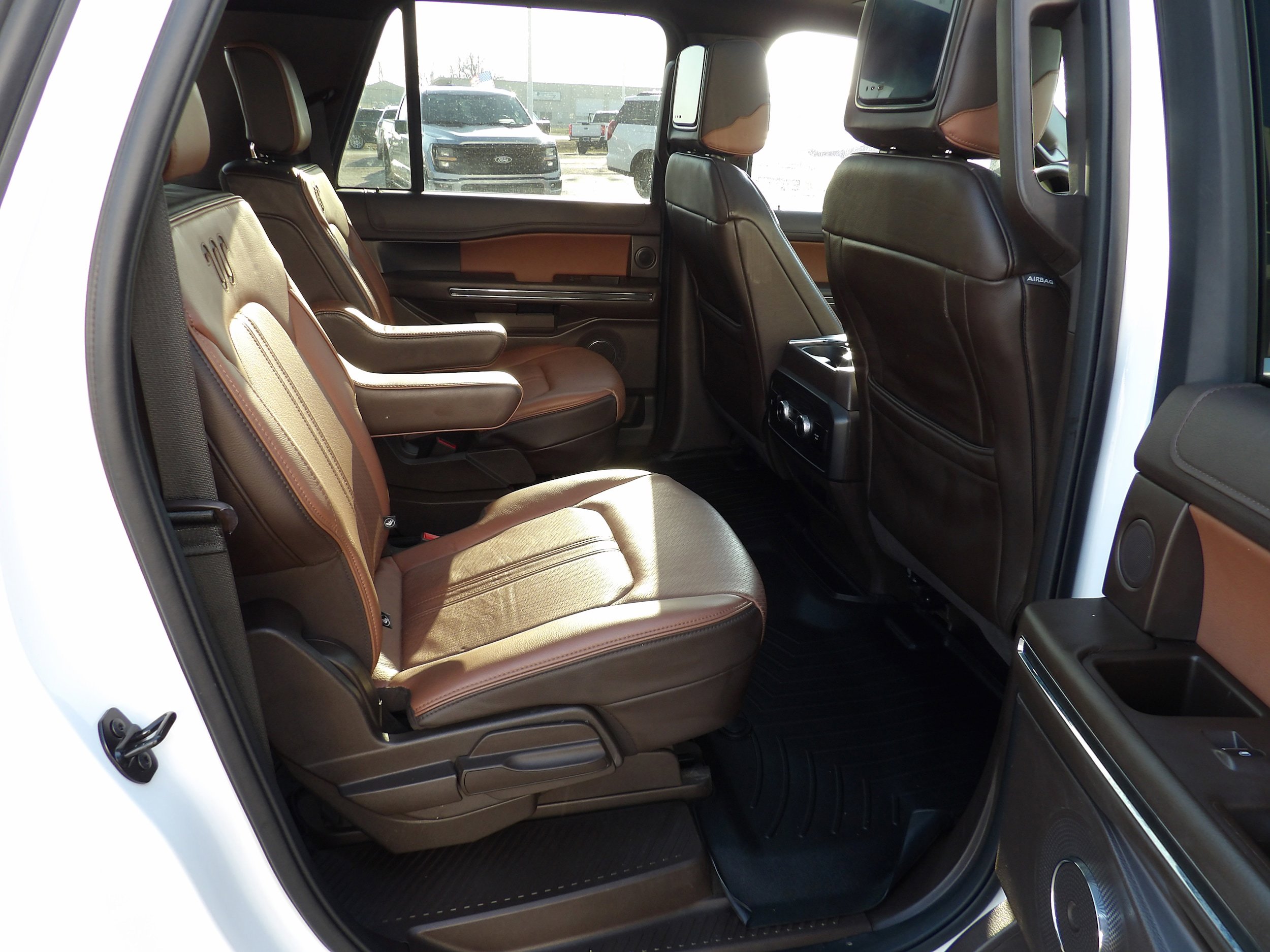Used 2022 Ford Expedition Max King Ranch AWD/4WD image 13
