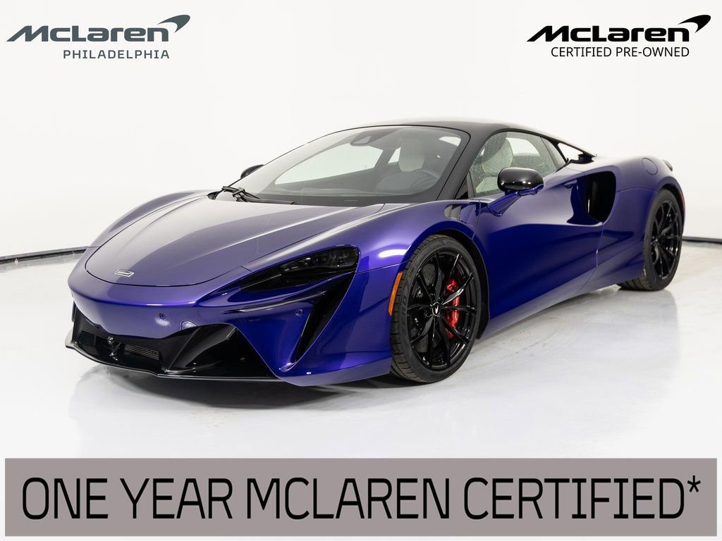 Used 2023 McLaren Artura image 1