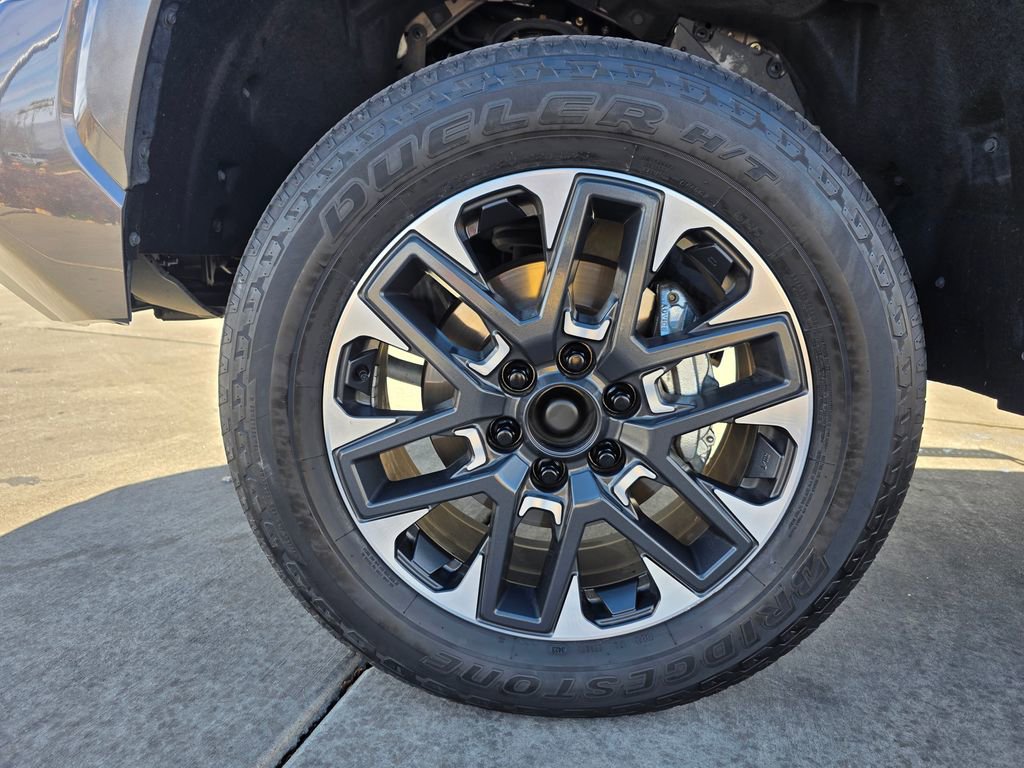 Used 2024 Toyota Tundra Limited image 32