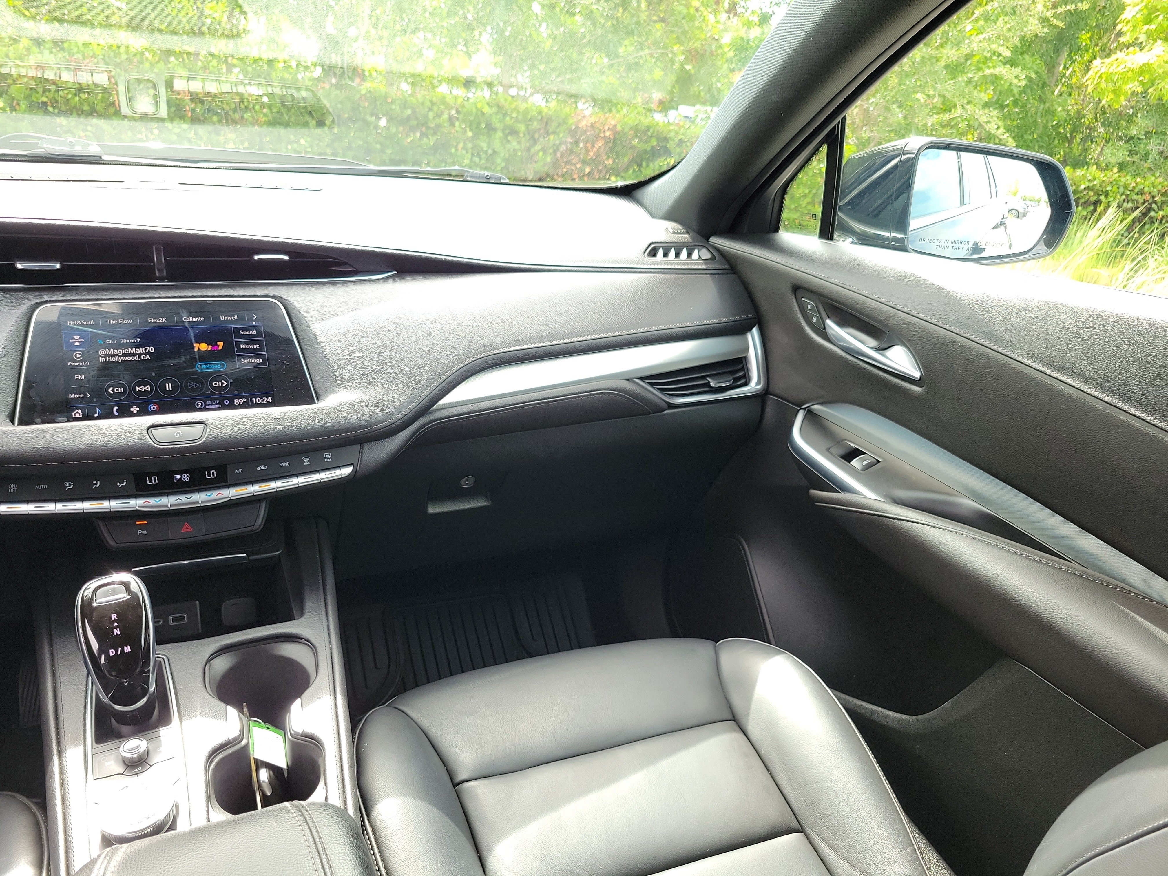 Used 2021 Cadillac XT4 Premium Luxury w/ LPO, Radiant Package FWD image 19