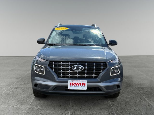 Used 2023 Hyundai Venue Limited w/ Cargo Package image 8