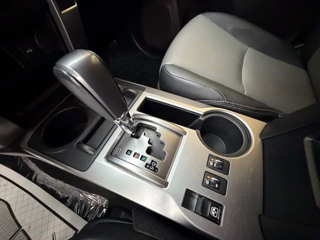 Used 2022 Toyota 4Runner SR5 Premium image 17