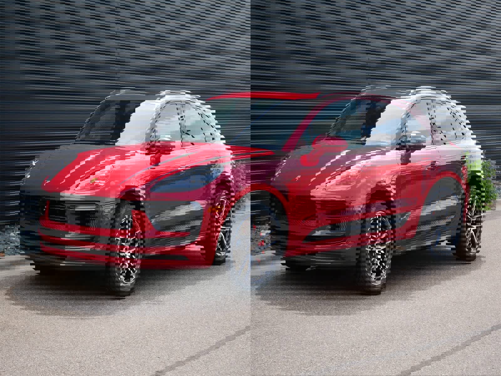 New 2025 Porsche Macan S