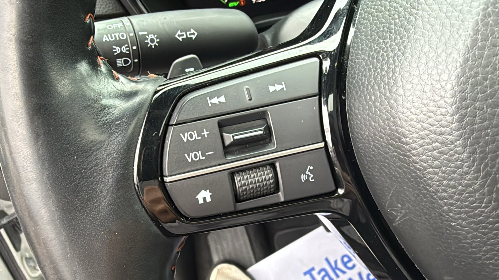 Used 2024 Honda CR-V Sport Touring image 10