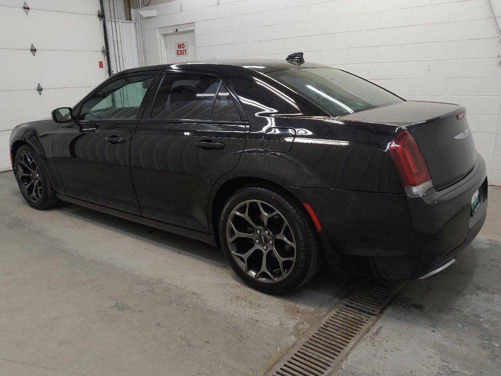 Used 2017 Chrysler 300 S image 3