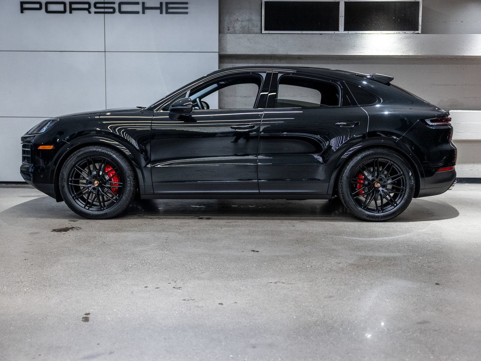 New 2026 Porsche Cayenne S AWD/4WD image 2