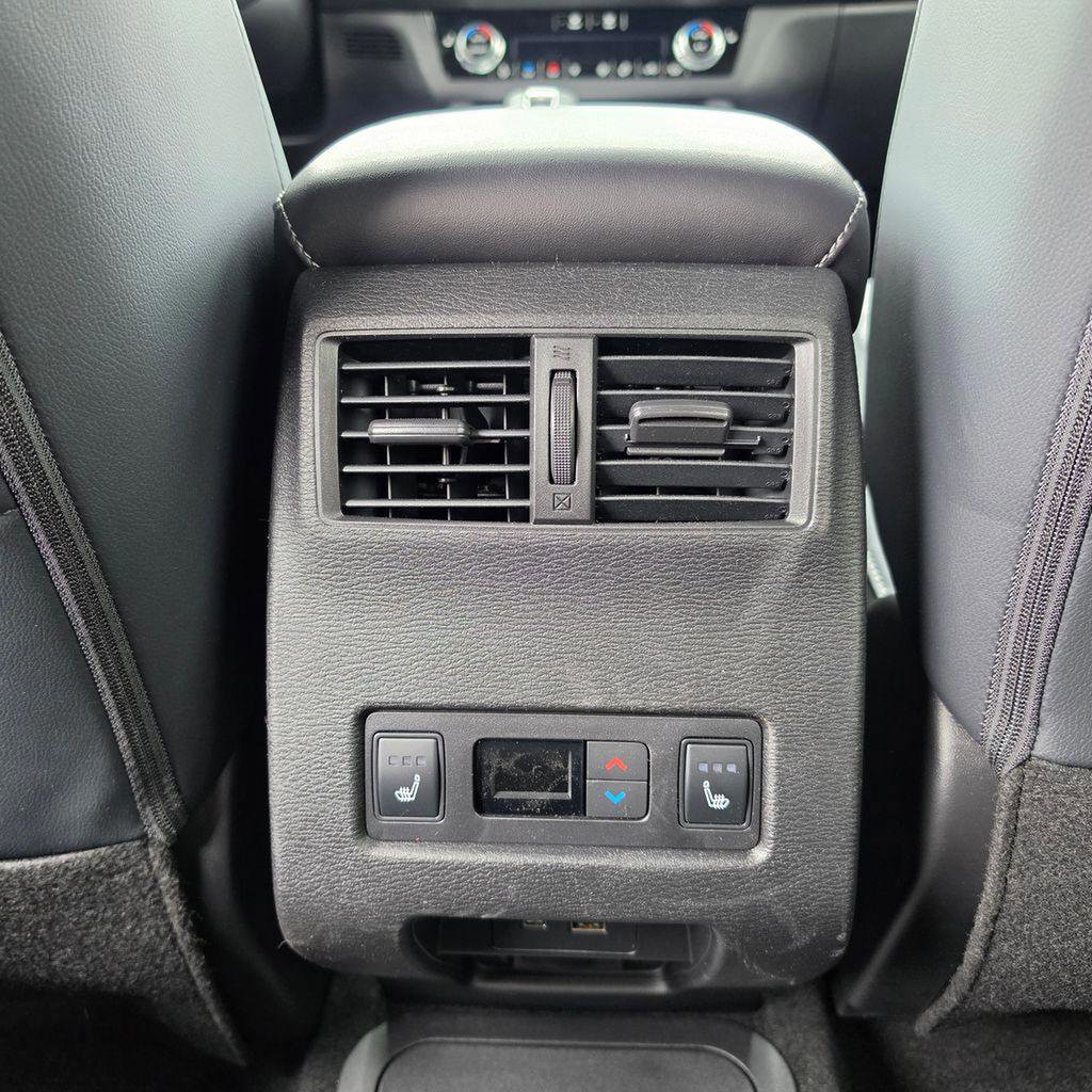 New 2026 Nissan Rogue Platinum AWD/4WD image 28
