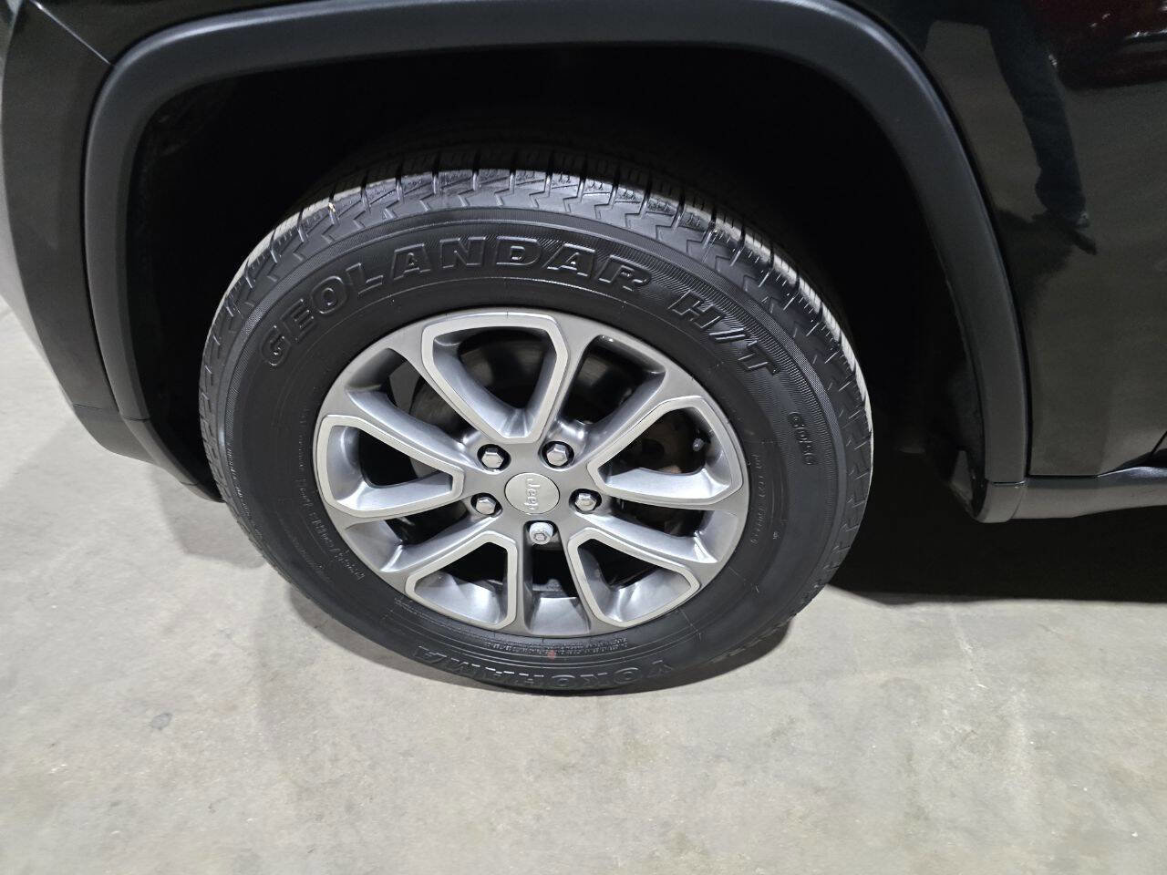 Used 2014 Jeep Grand Cherokee Limited AWD/4WD image 21
