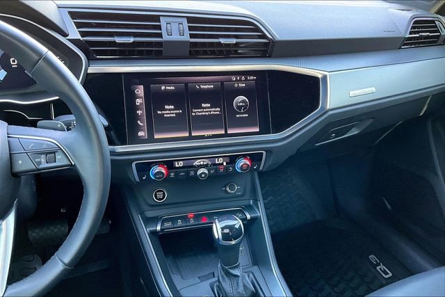 Used 2023 Audi Q3 2.0T Premium Plus w/ Premium Plus Package AWD/4WD image 15