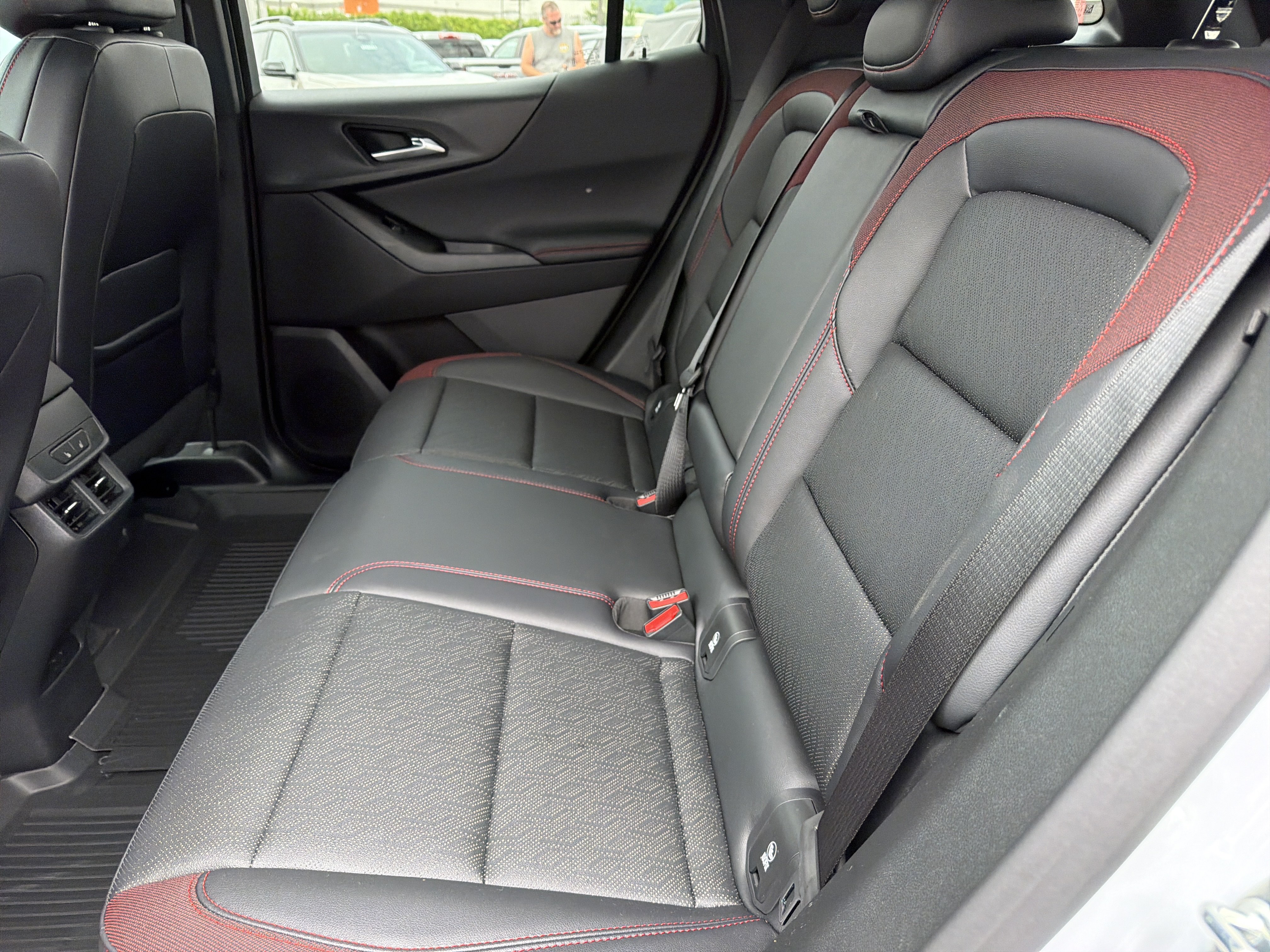 New 2027 Chevrolet Equinox RS w/ Safety and Technology Package AWD/4WD image 13