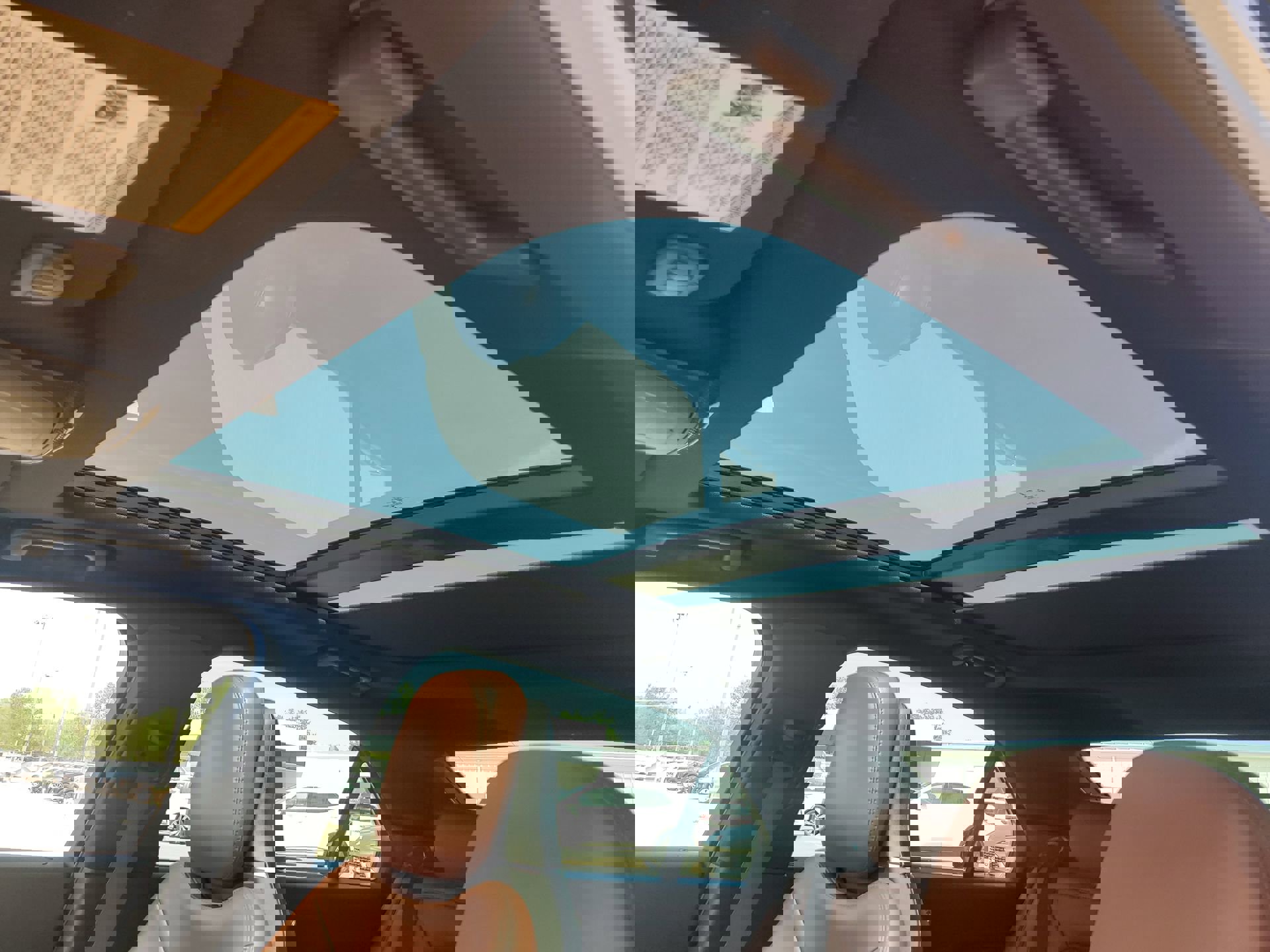 Used 2018 Lincoln Continental Reserve AWD/4WD image 27