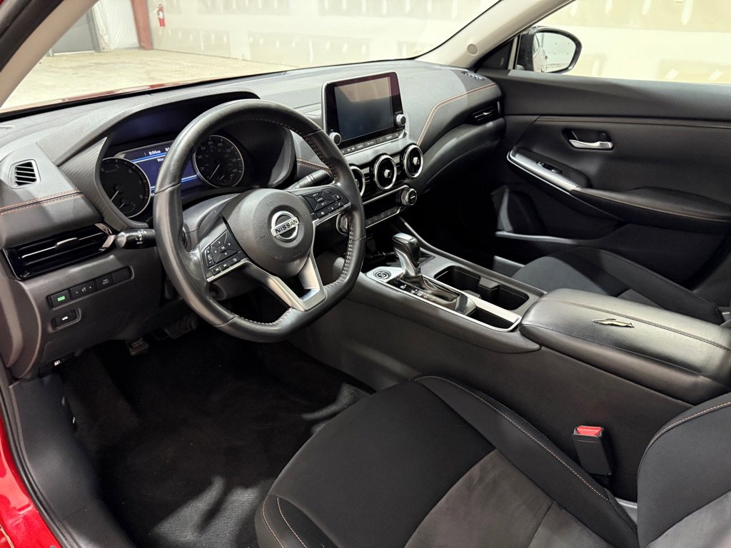 Used 2023 Nissan Sentra SR w/ Electronics Package image 17