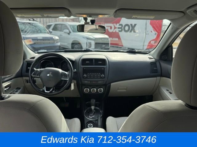 Used 2017 Mitsubishi Outlander Sport LE image 18