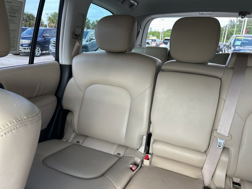 Used 2022 Nissan Armada SV w/ SV Appearance Package RWD image 13