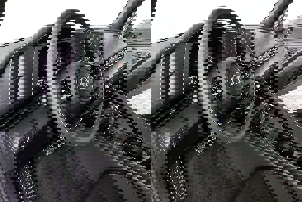 New 2026 Hyundai Elantra SEL Sport Premium image 16