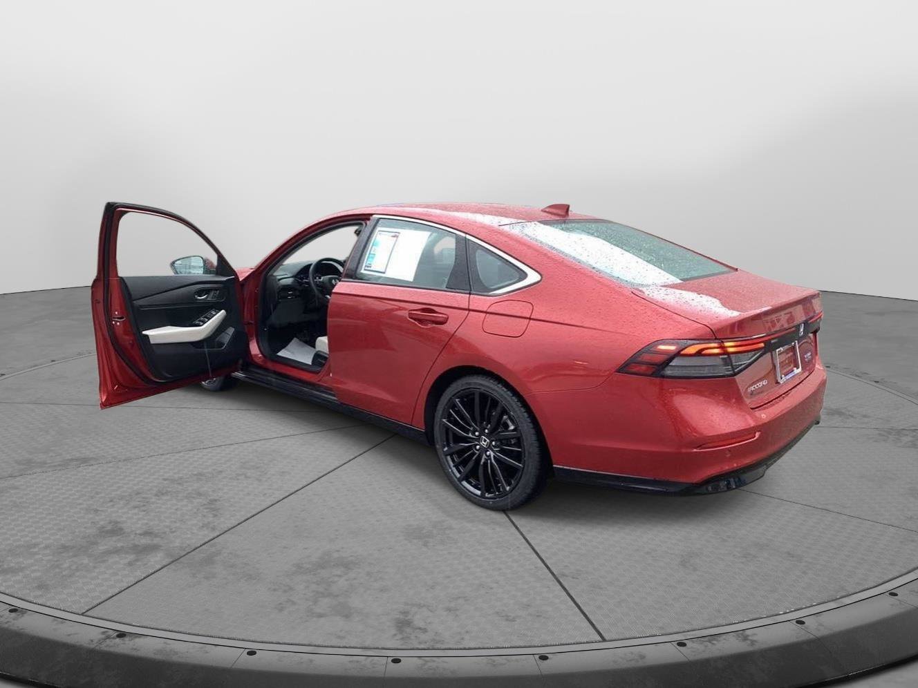 Used 2023 Honda Accord Touring image 10